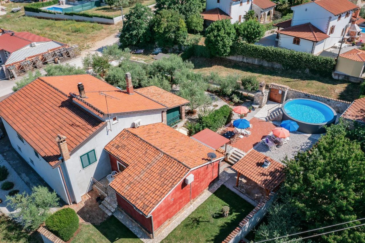 Apartment With Pool Visnjan Višnjan Exterior foto